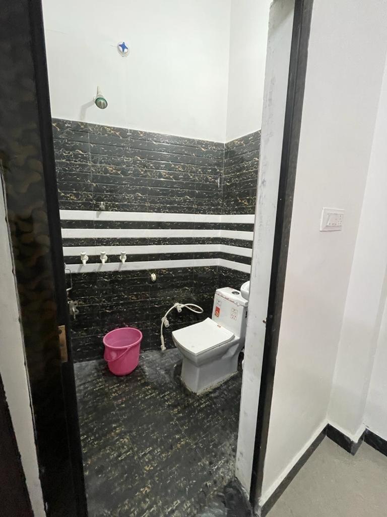 Rukmani Villas Group Of Rukmani Home Stay Mathura Kültér fotó